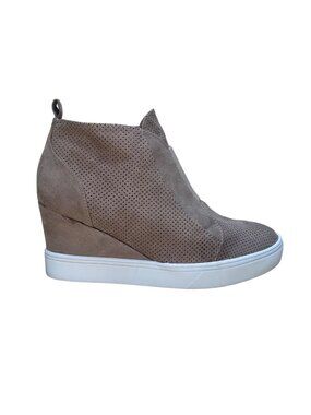 MIA Women’s Taupe Perforated Side Zipper Slip-On Arianna Wedge Sneakers Sz 7.5M